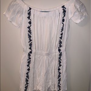 Off the shoulder white and navy blue romper!!